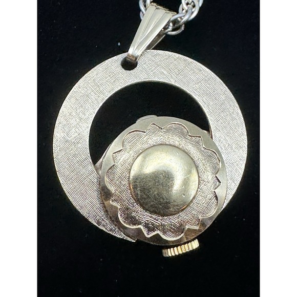 Vintage Welsbro Swiss Pendant Watch Necklace Manual Wind Working Gold Tone - Picture 6 of 11